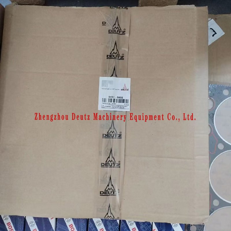 Deutz Front Cover/Oil Pump 04515832